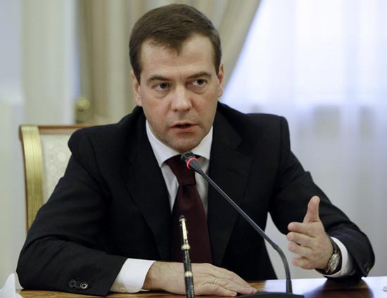 Дмитрий Медведев начал выполнять челябинские обещания