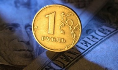 События на юго-востоке Украины уронили рубль и фондовый рынок