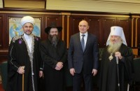 Губернатор объединил традиционные конфессии в межрелигиозный совет